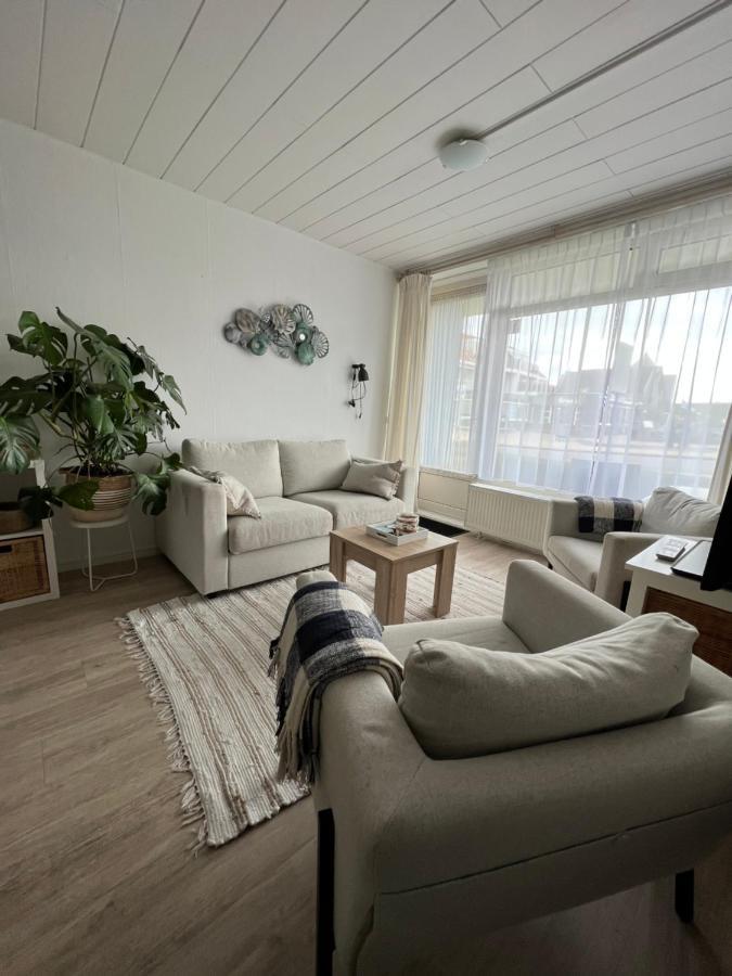 Vakantiehuisje Zoutelande Buitenkant foto